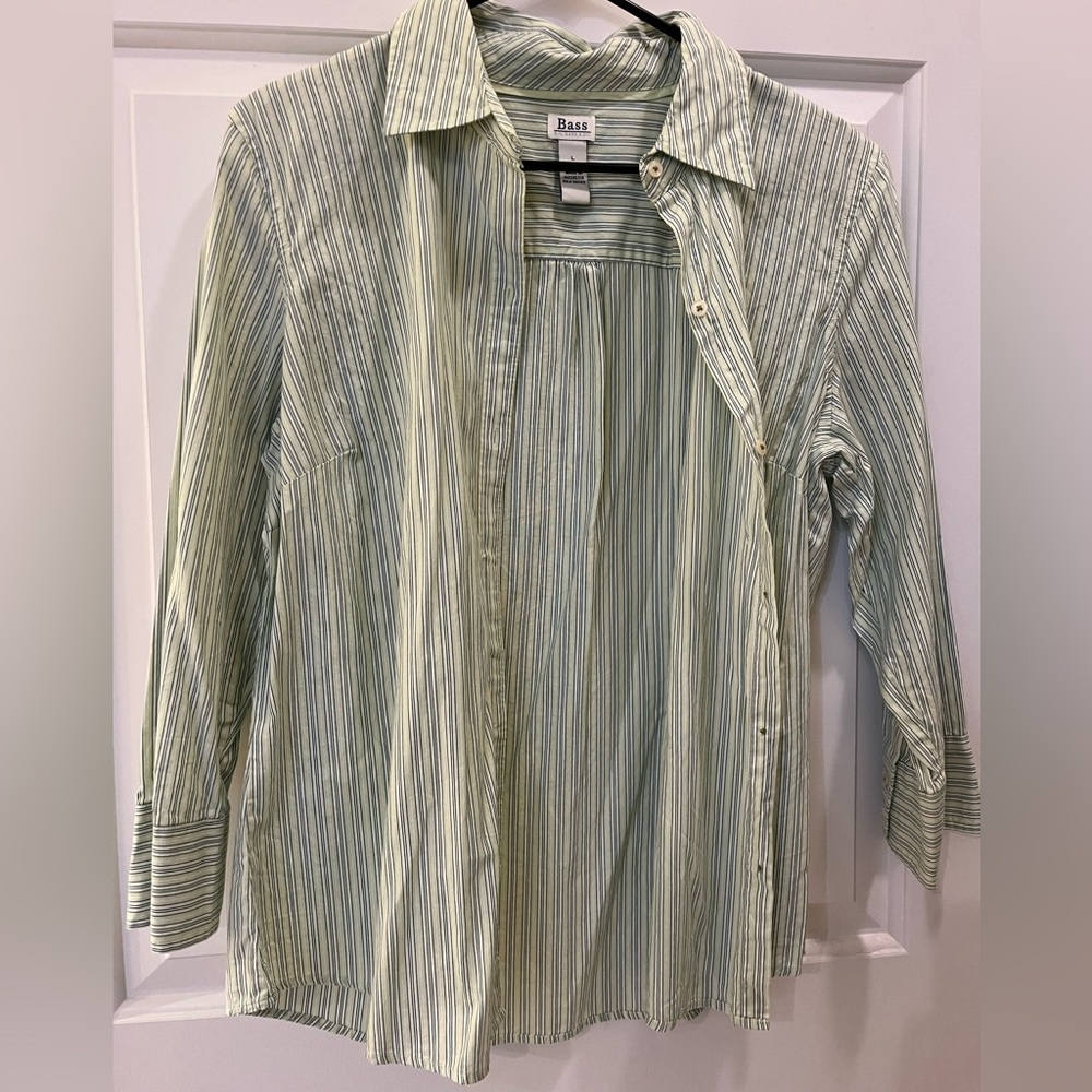 Bass Cotton Green Striped Fitted Shirt